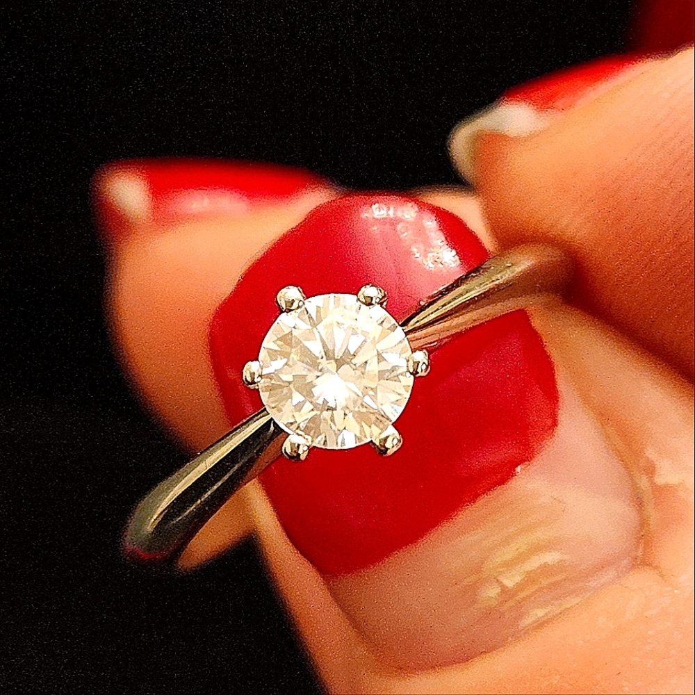 GRA Certified  1 CT Moissanite Solitaire Ring - Size 6 & 7